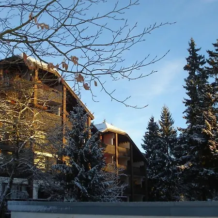 Kappeblick At The Carousel *